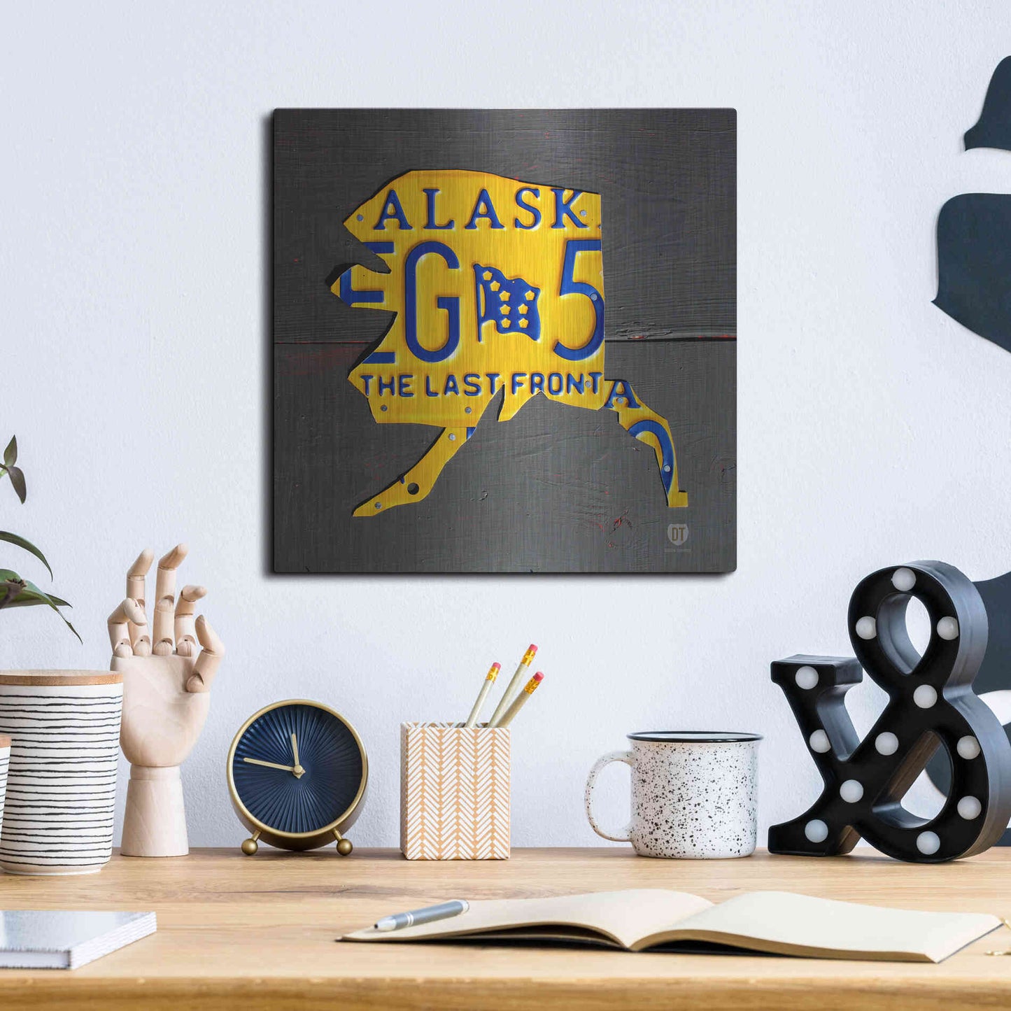 Luxe Metal Art 'Alaska' by Design Turnpike, Metal Wall Art,12x12