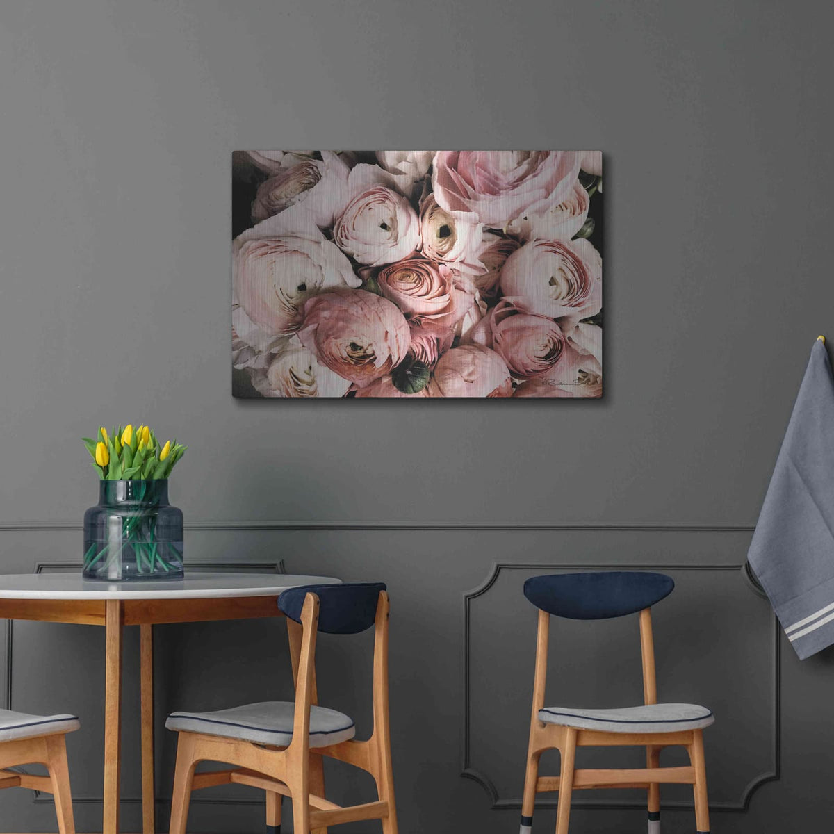 'Coral Ranunculus' by Susan Ball – Metal Wall Art, 36x24 room view