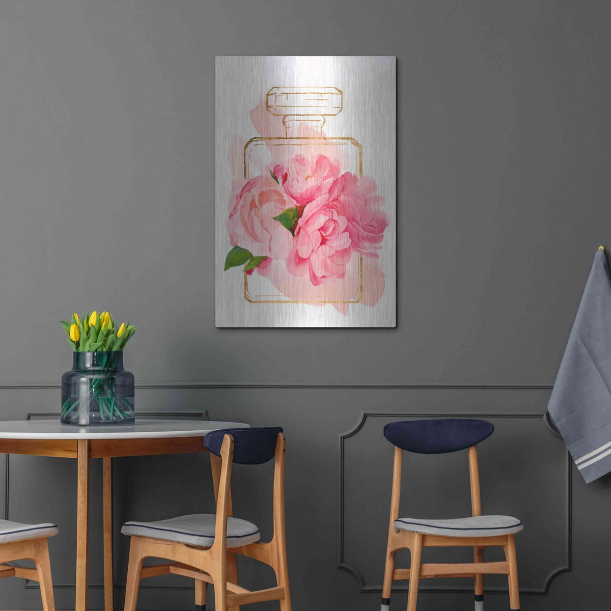 'Perfume Bloom II' by Annie Warren – Metal Wall Art, 24x36 room view