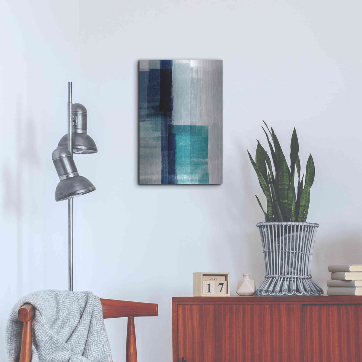 'Blue Abstract V' by Linda Woods – Metal Wall Art, 16x24 room view