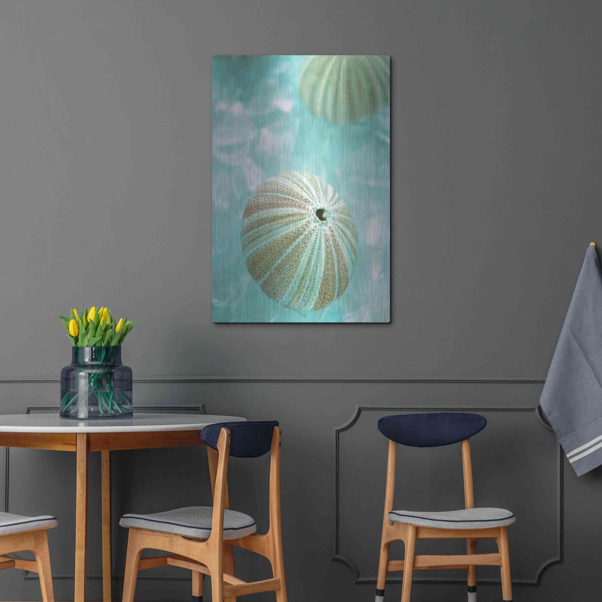 'Seaglass 4' by Alan Blaustein – Metal Wall Art, 24x36 room view