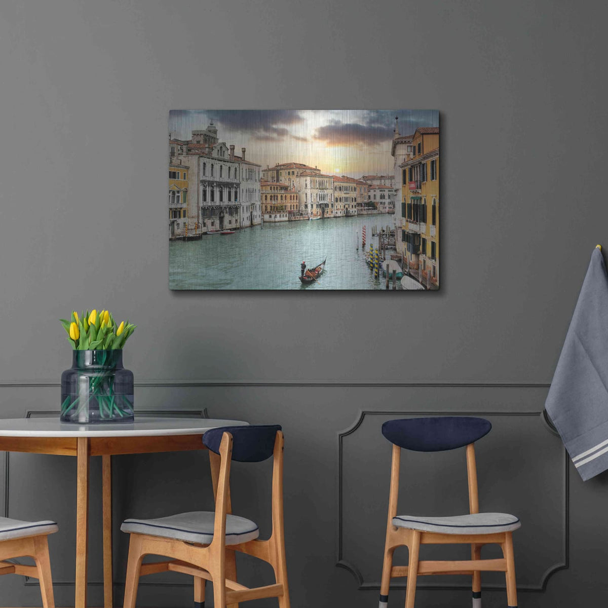 'Gran Canal Vista At Dusk 10' by Alan Blaustein – Metal Wall Art, 36x24 room view