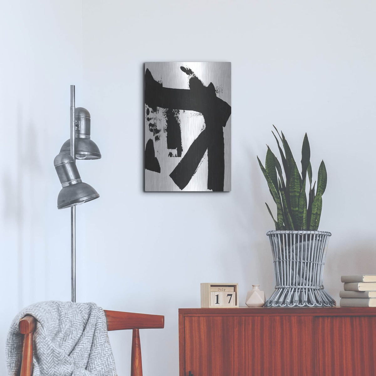 'Brushstrokes IV' by Linda Woods – Metal Wall Art, 16x24 room view