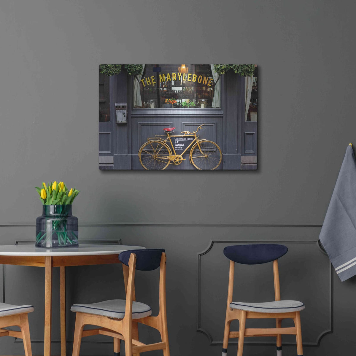 'Marylebone Bike' by Keri Bevan – Metal Wall Art, 36x24 room view
