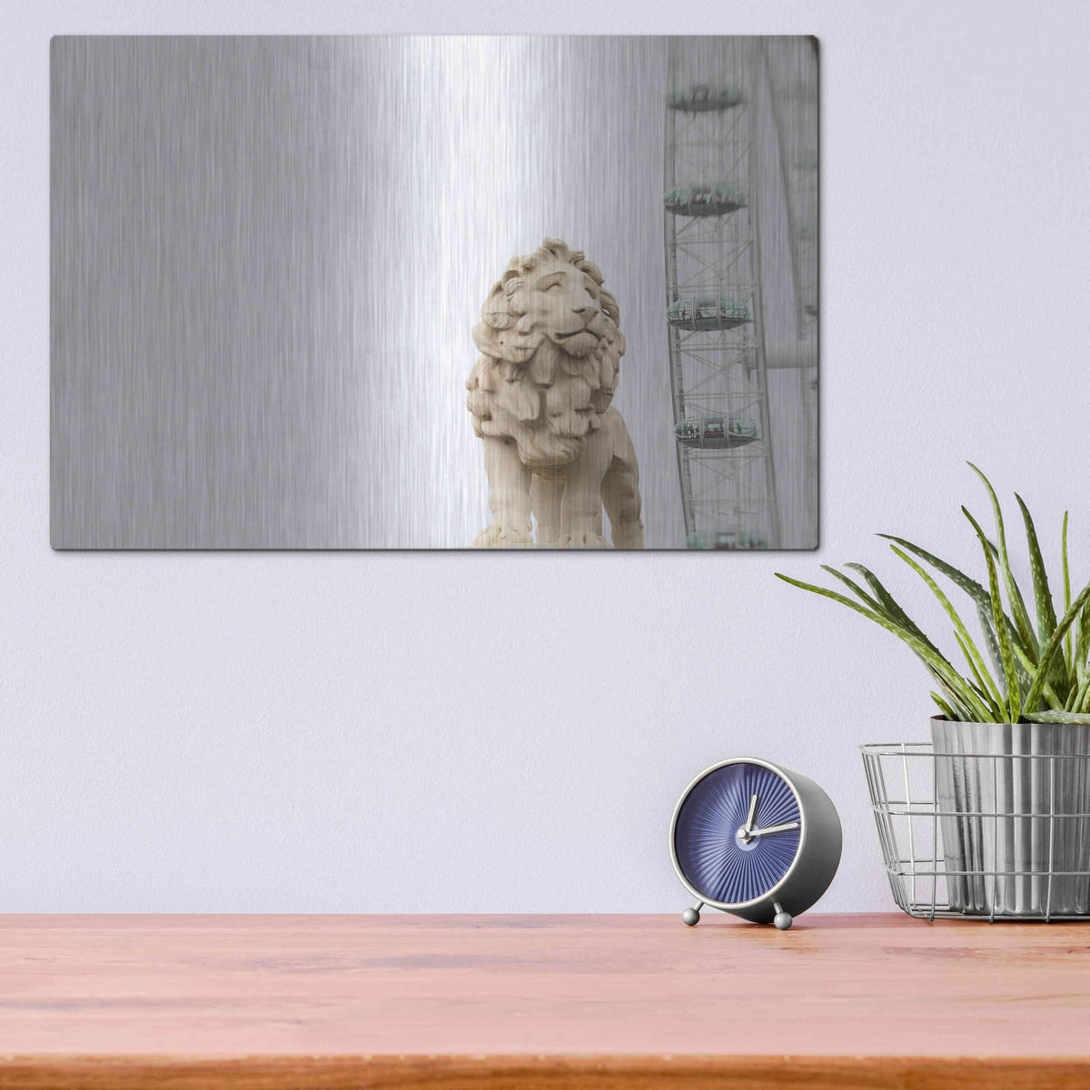 'Lion Of London' by Keri Bevan – Metal Wall Art, 16x12 room view