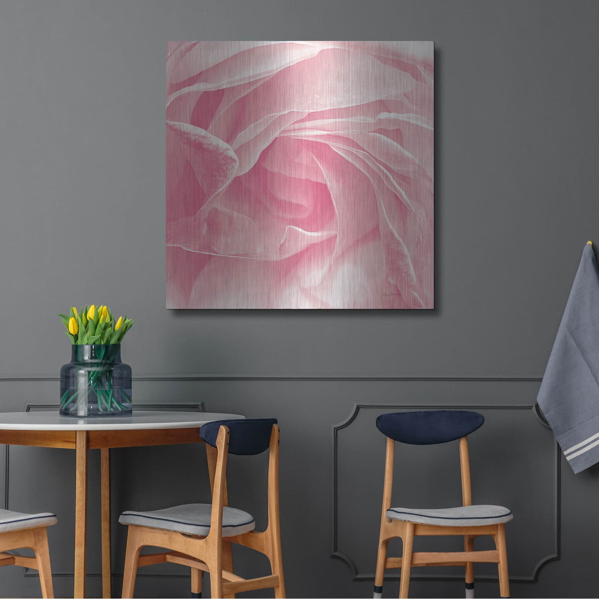 'Georgia Pink' by Keri Bevan – Metal Wall Art, 36x36 room view