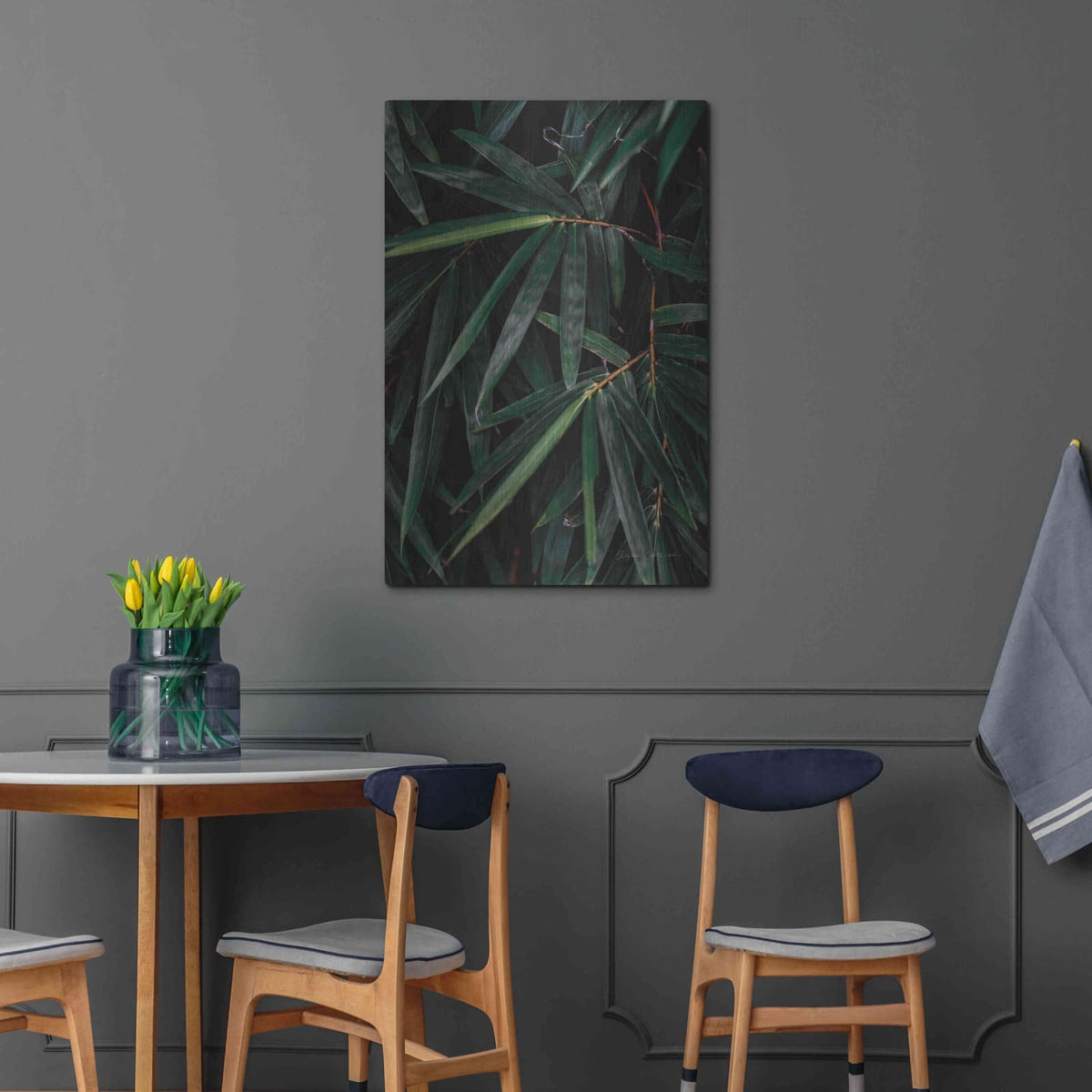 'Palm Detail' by Elise Catterall – Metal Wall Art, 24x36 room view