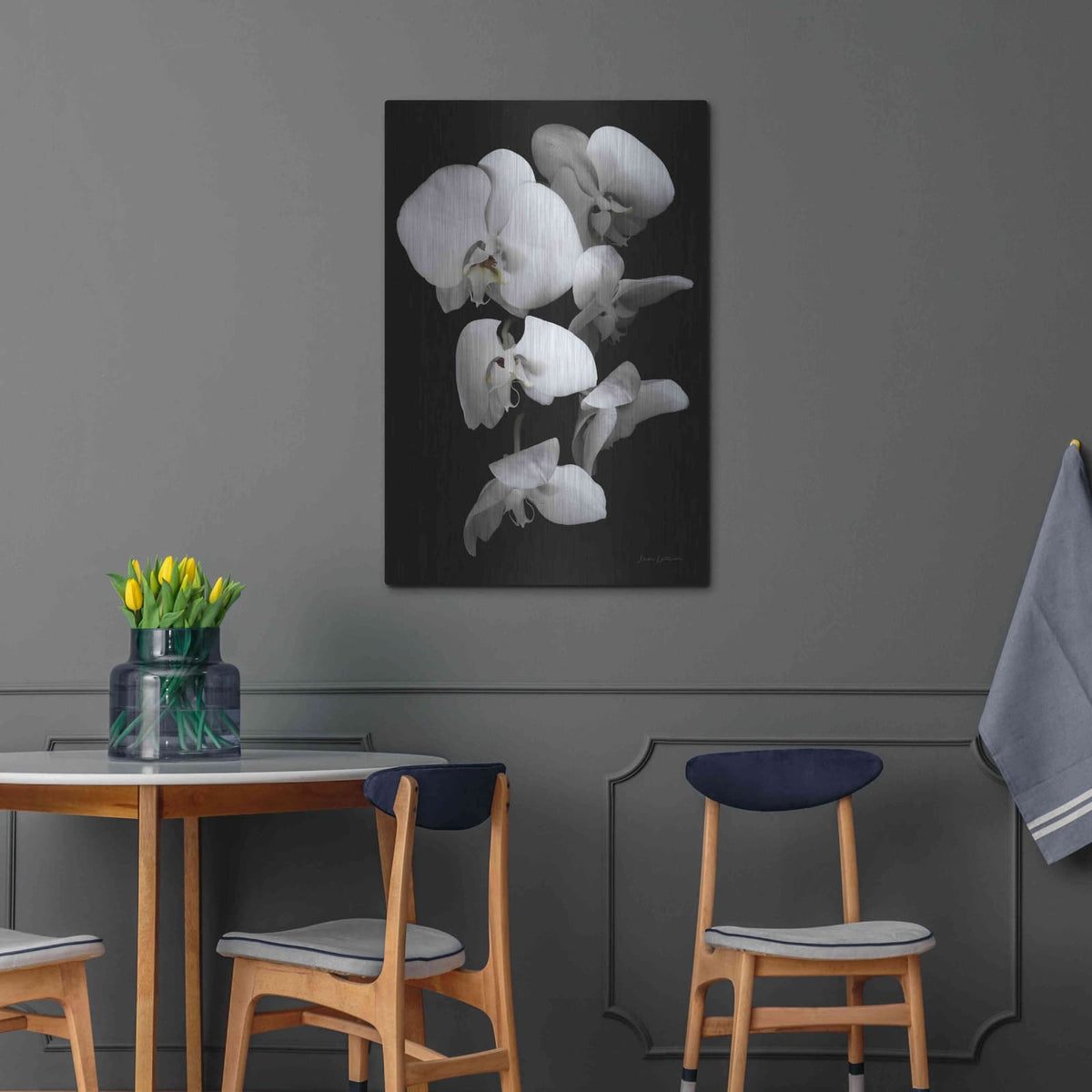 'White Orchid III' by Elise Catterall – Metal Wall Art, 24x36 room view