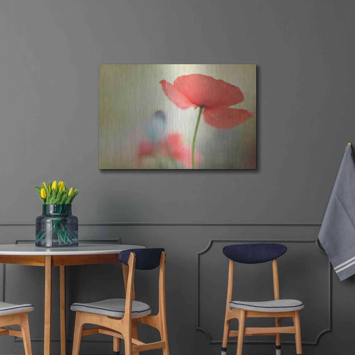'Poppy' by Kim Fearheiley – Metal Wall Art, 36x24 room view