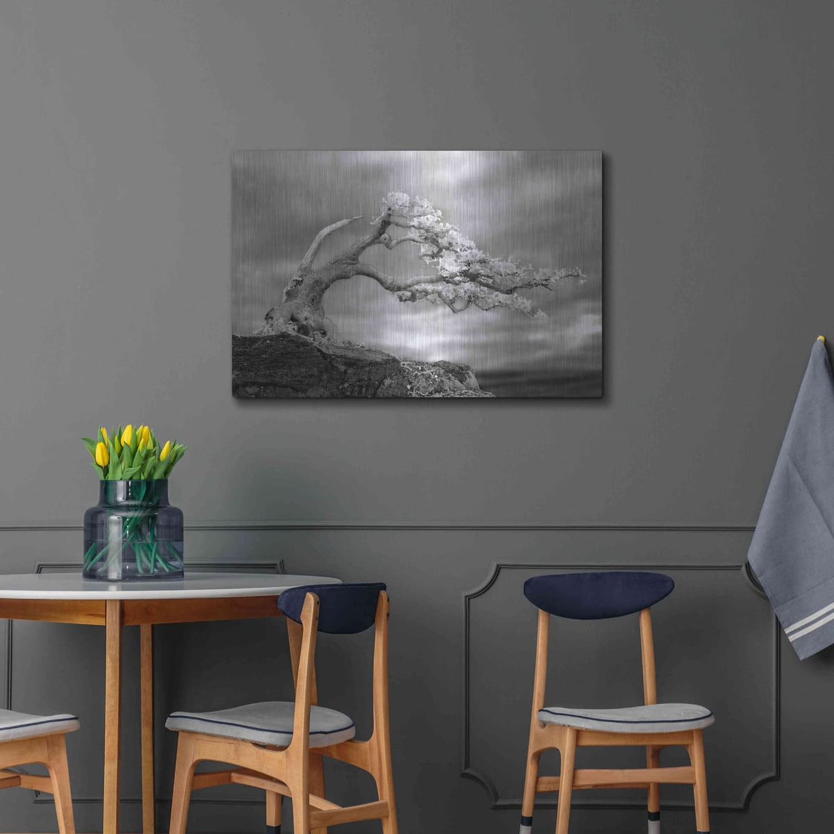 'Bonzai' by Mike Jones – Metal Wall Art, 36x24 room view