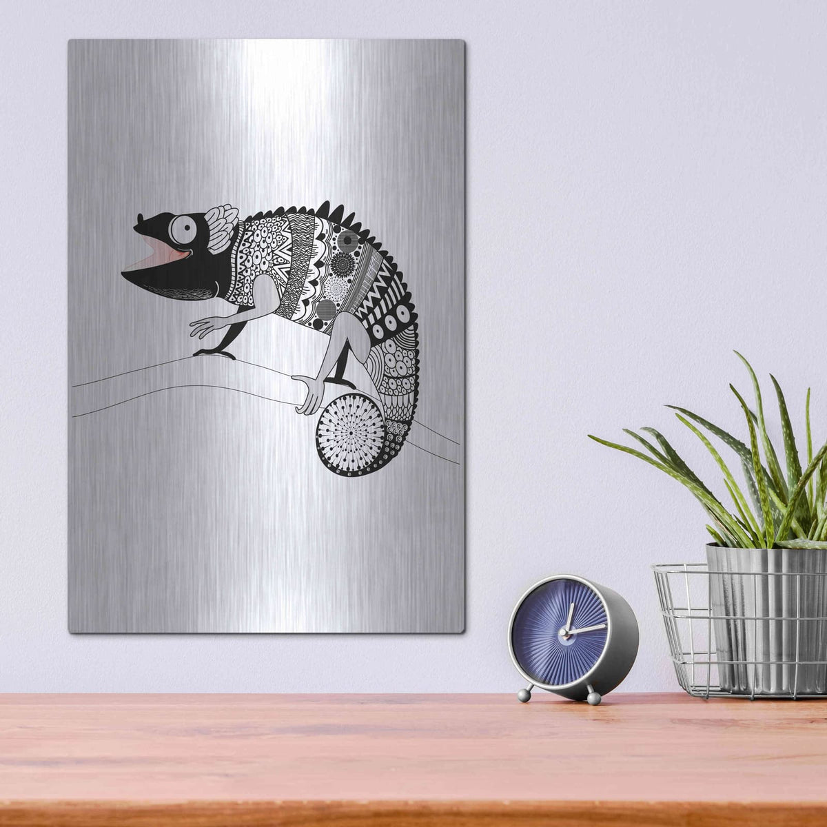 'Gecko' by GraphINC – Metal Wall Art, 12x16 room view