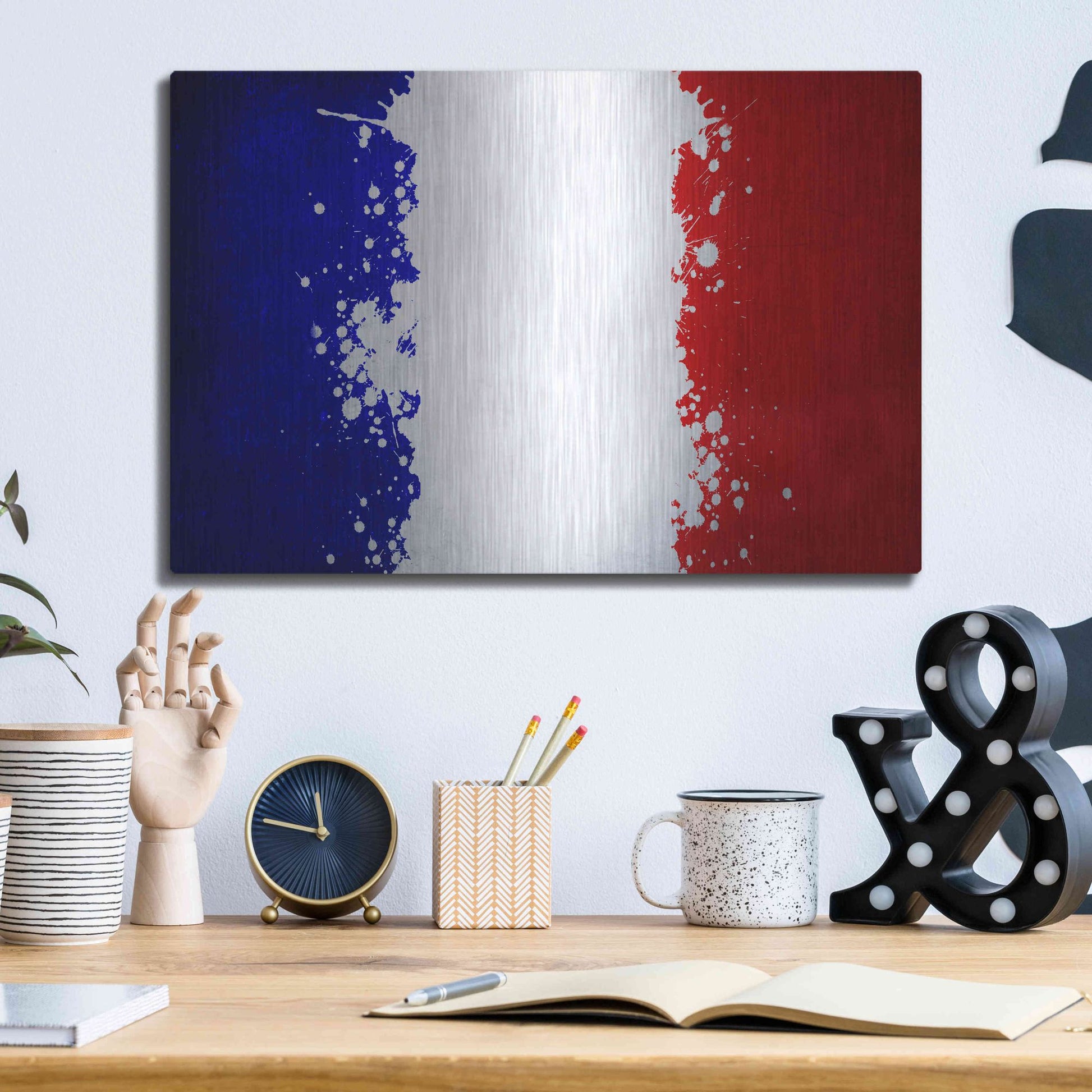 Luxe Metal Art 'France' Metal Wall Art,16x12