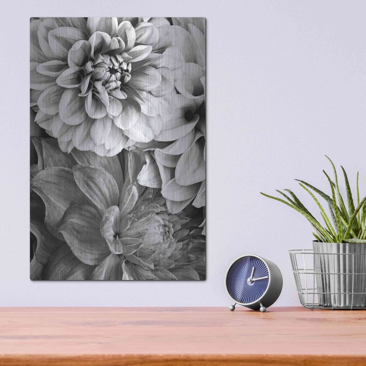 'B&W Flower 2' by Incado – Metal Wall Art, 12x16 room view