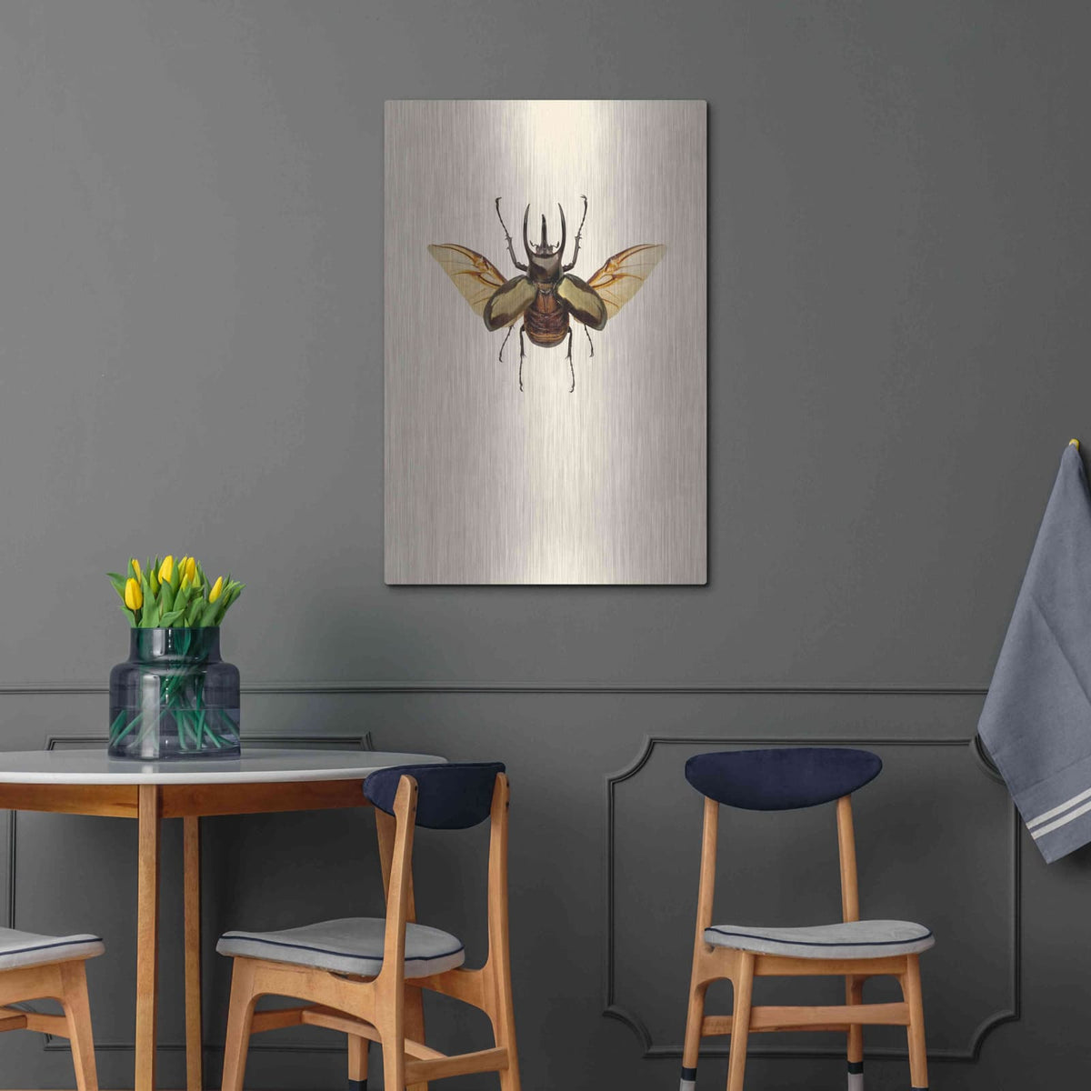 'Chalcosoma atlas' by Incado – Metal Wall Art, 24x36 room view