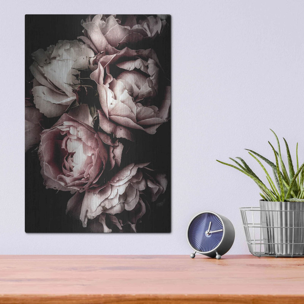 'Floral 30' by Incado – Metal Wall Art, 12x16 room view