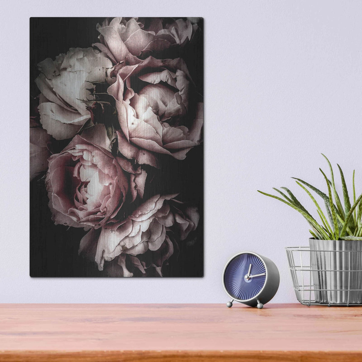 'Floral 30' by Incado – Metal Wall Art, 12x16 room view