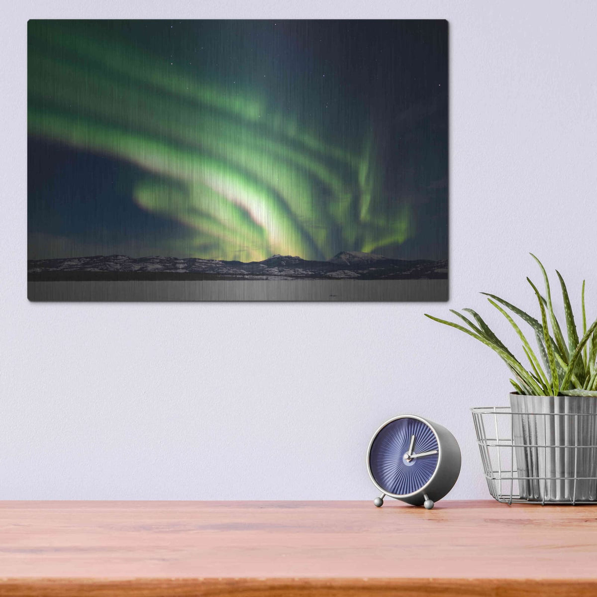 'Dancing Northern Lights' by Luxe Metal Portfolio – Metal Wall Art, 16x12 room view