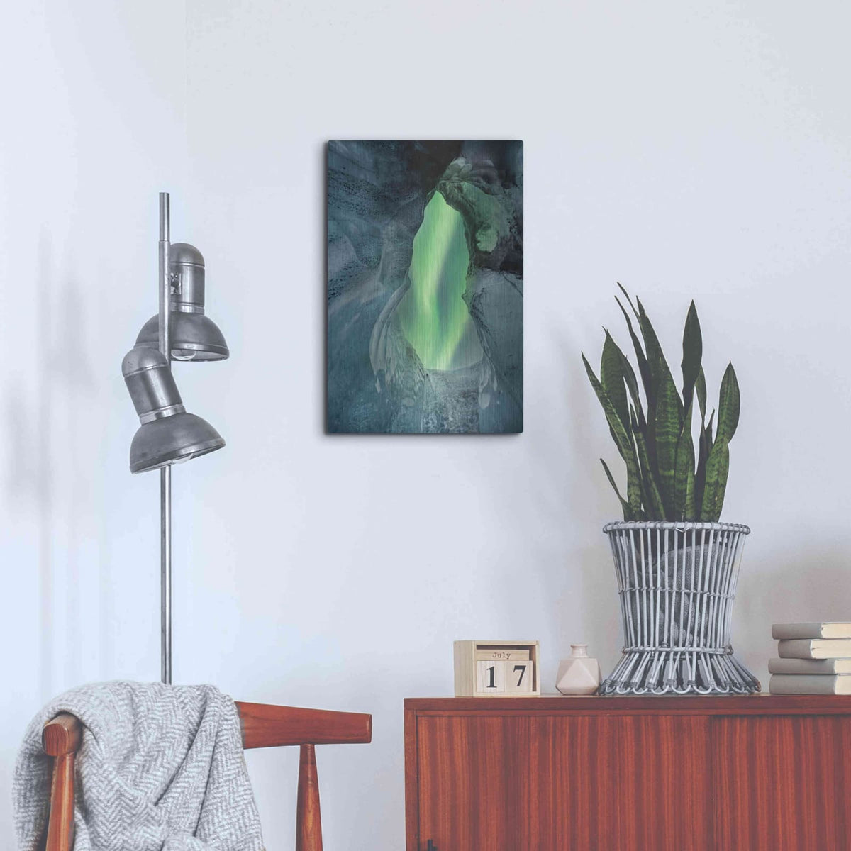 'Northern Lights Aurora Borealis Over Glacier Ice 1' by Luxe Metal Portfolio – Metal Wall Art, 16x24 room view