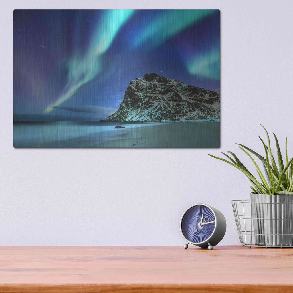 'Northern Lights In The Lofoten Islands Norway 2' by Luxe Metal Portfolio – Metal Wall Art, 16x12 room view