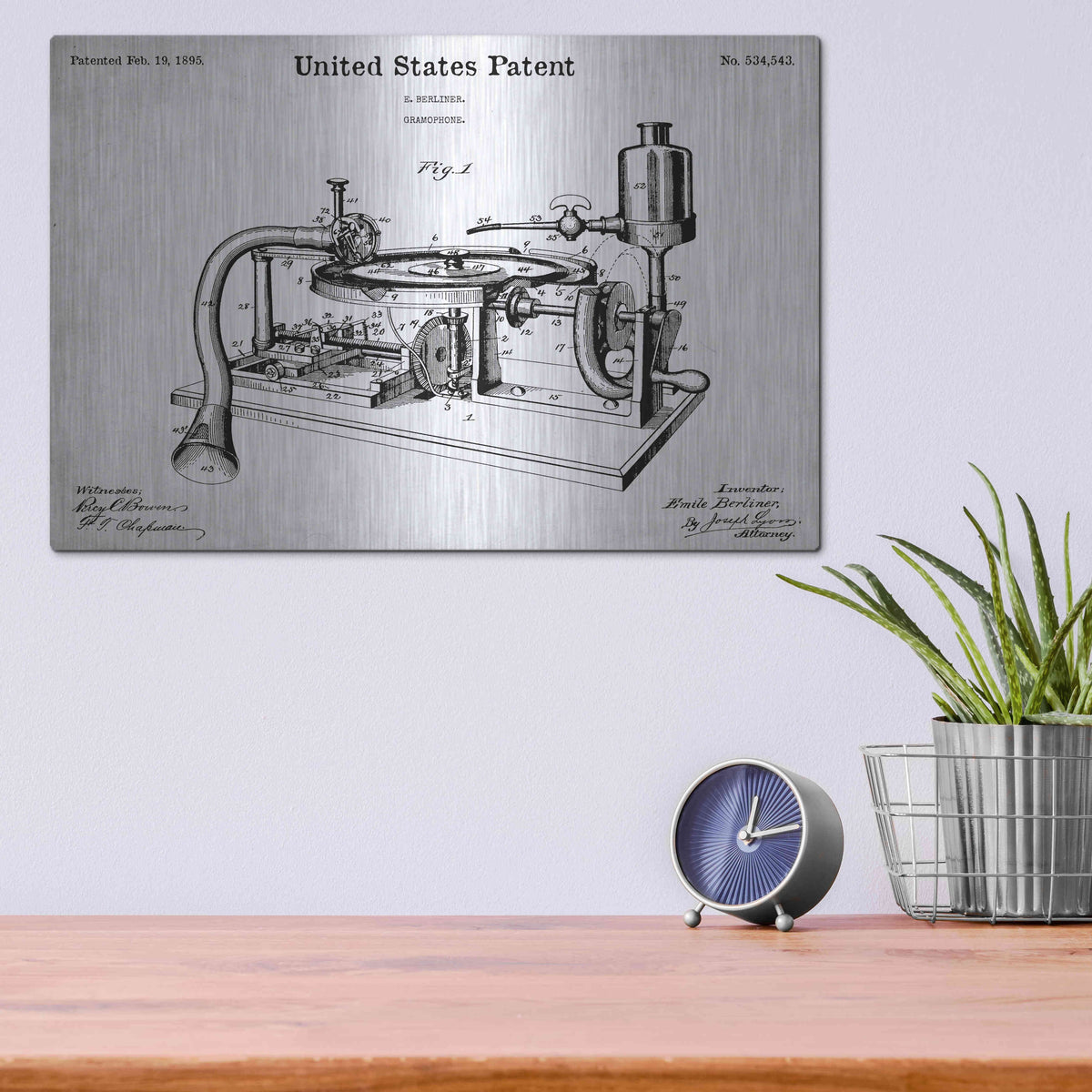 Luxe Metal Art 'Gramophone, 1895 Blueprint Patent White' Metal Wall Art,16x12