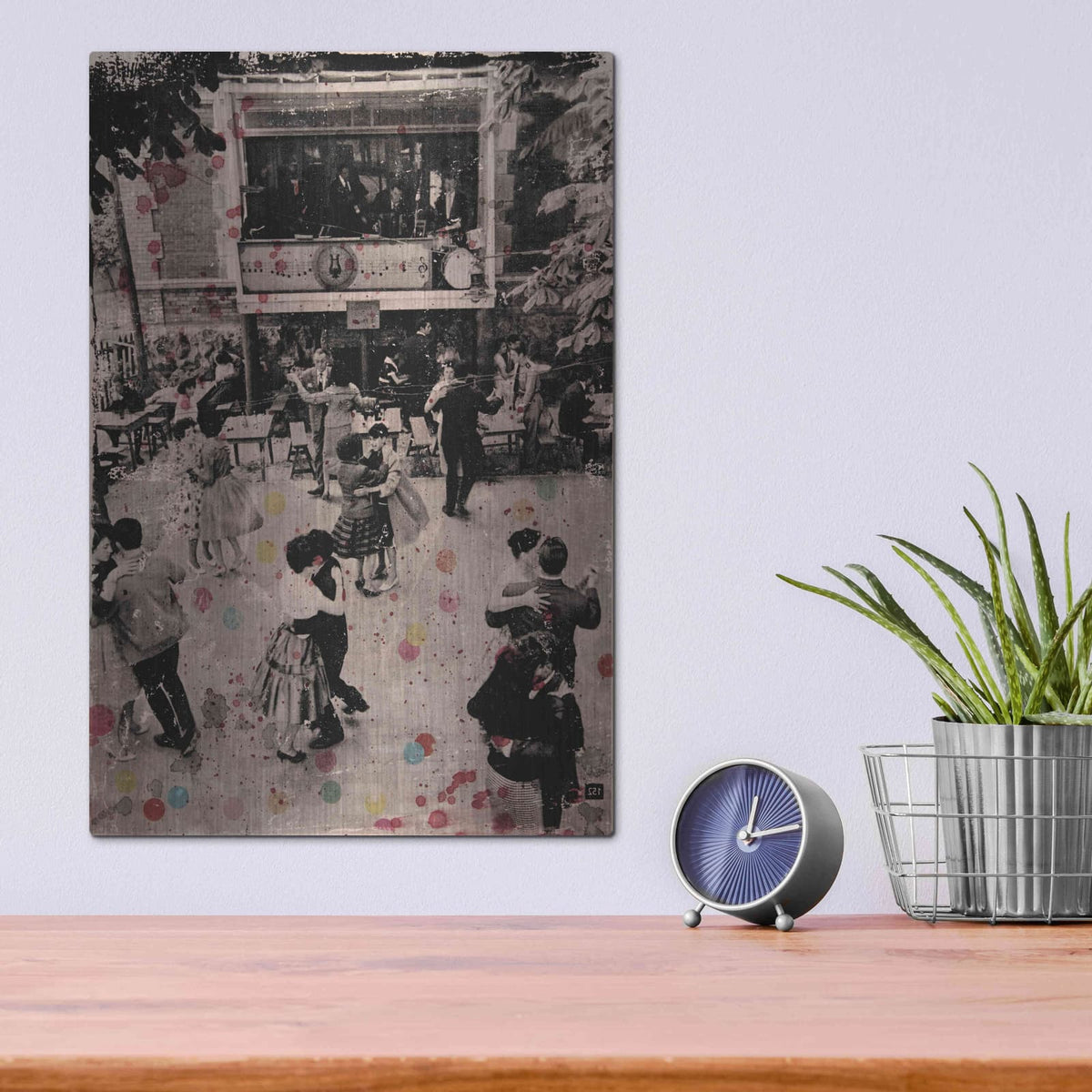 'Dance With Me' by DB Waterman – Metal Wall Art, 12x16 room view