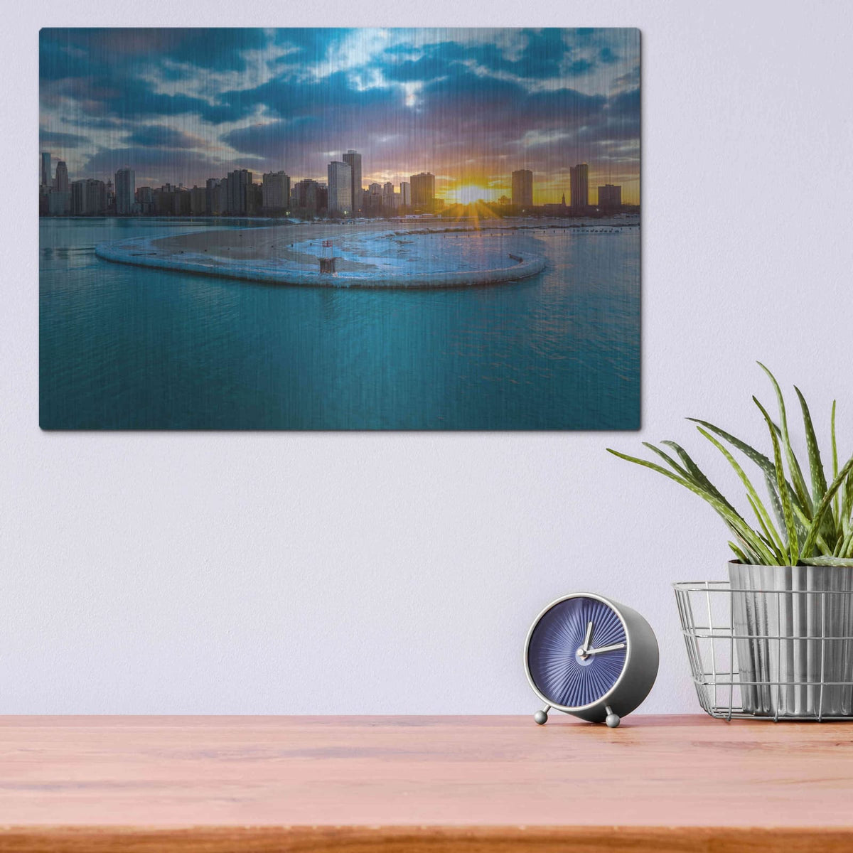 'Chicago from Lake Michigan' by Luxe Portfolio – Metal Wall Art, 16x12 room view