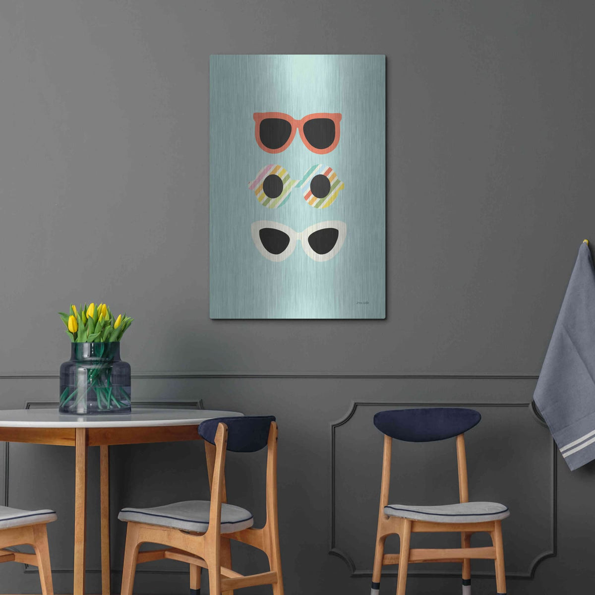 'Glamour Sunglasses' by Ann Kelle – Metal Wall Art, 24x36 room view