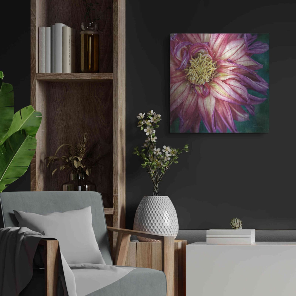 'Dahlia I' by Debra Van Swearingen – Metal Wall Art, 24x24 room view