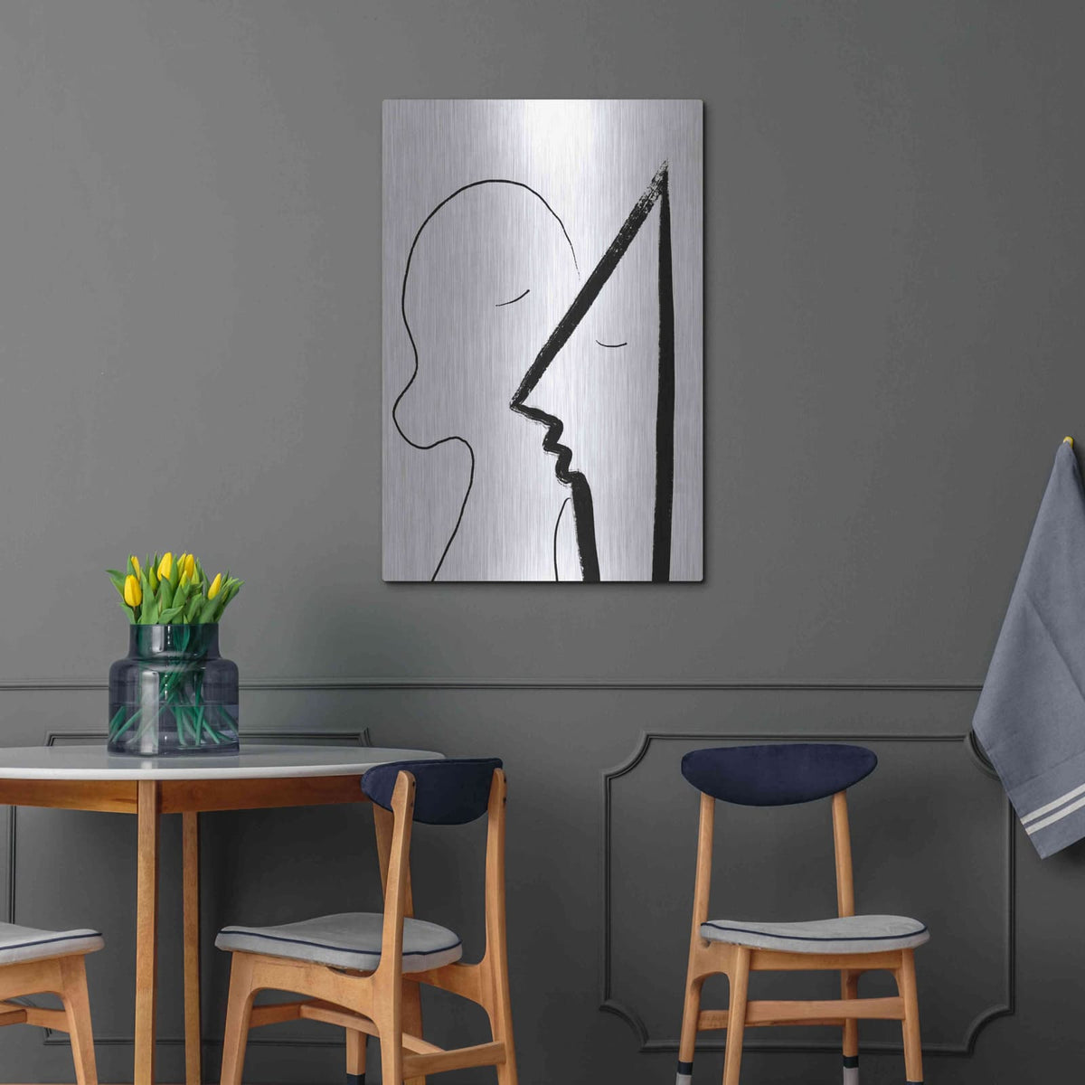 'A Sweet Kiss' by Cesare Bellassai – Metal Wall Art, 24x36 room view