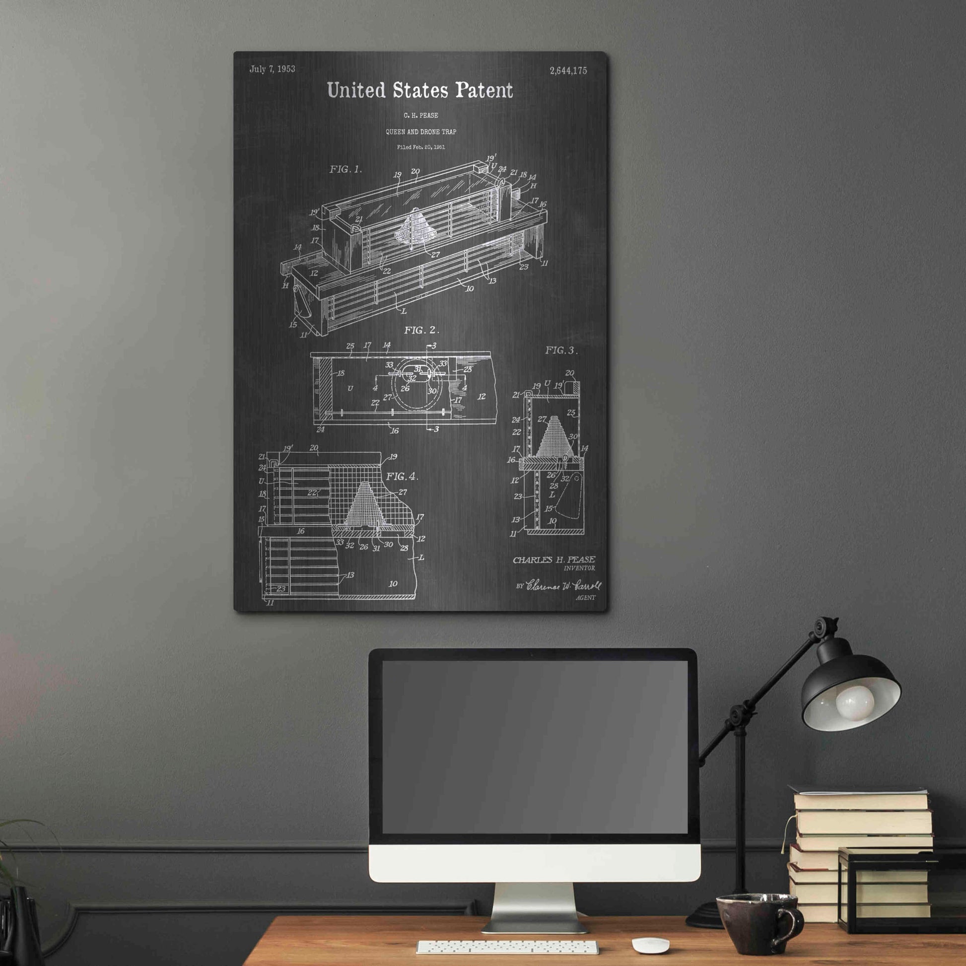 Luxe Metal Art 'Queen And Drone Vintage Patent Blueprint' by Epic Portfolio, Metal Wall Art,24x36