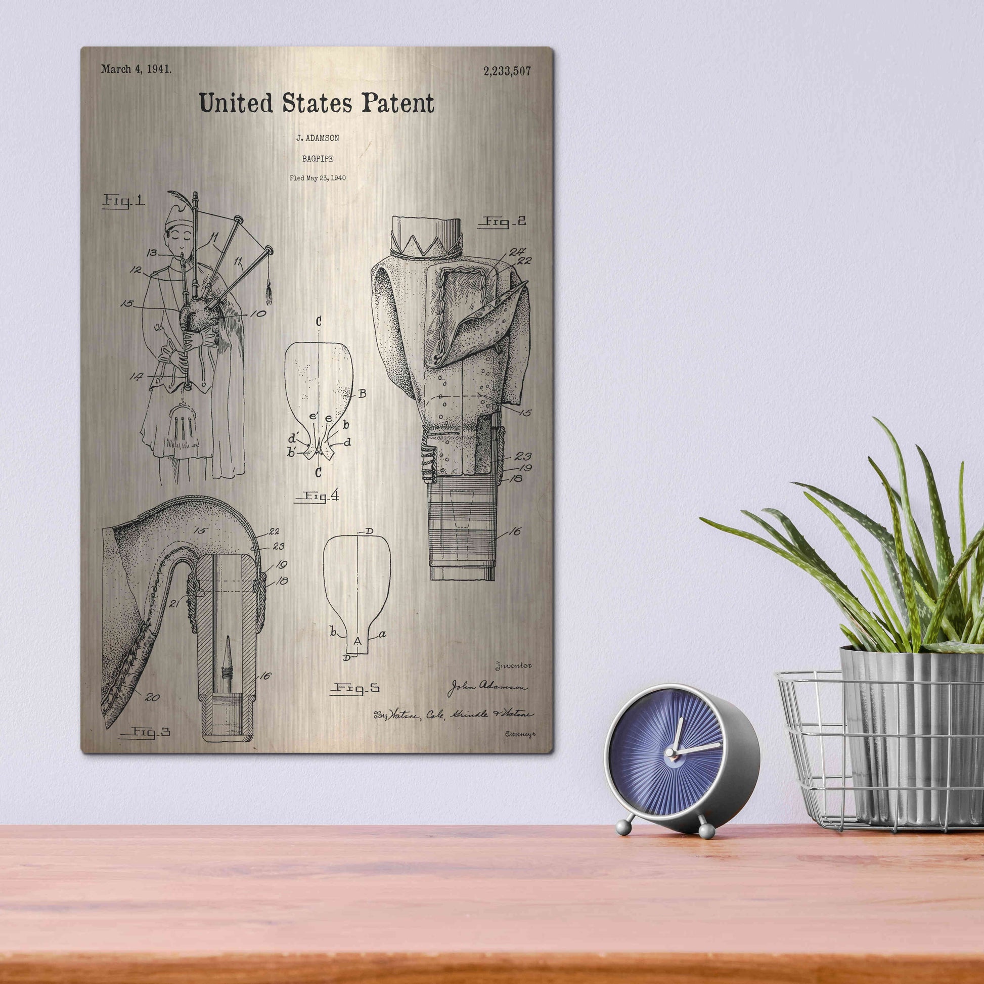 Luxe Metal Art 'Bagpipe Blueprint Patent Parchment,' Metal Wall Art,12x16