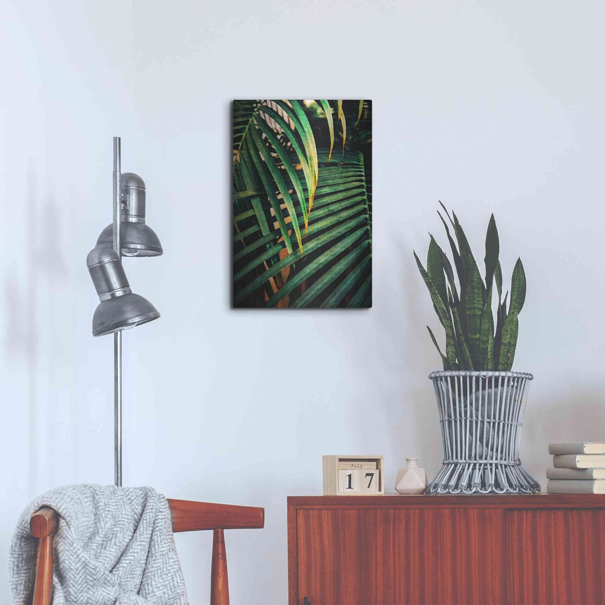 'Beauty Amongst Palms 3' by Ashley Aldridge – Metal Wall Art, 16x24 room view