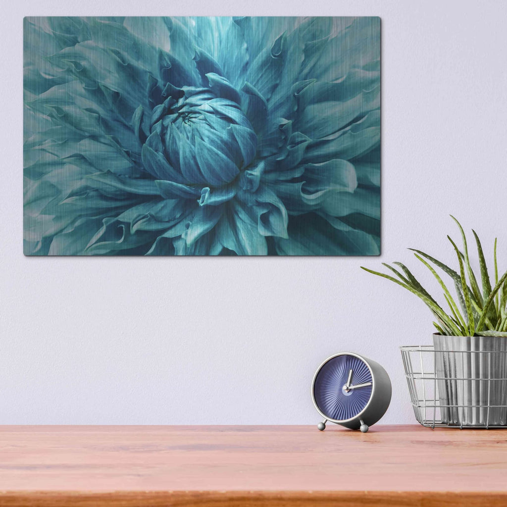 'Turquoise Dahlia' by Luxe Metal Portfolio – Metal Wall Art, 16x12 room view
