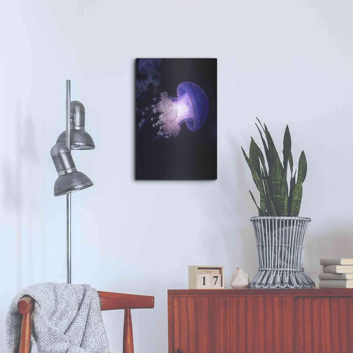 'Underwater Mushroom' by Luxe Metal Portfolio – Metal Wall Art, 16x24 room view
