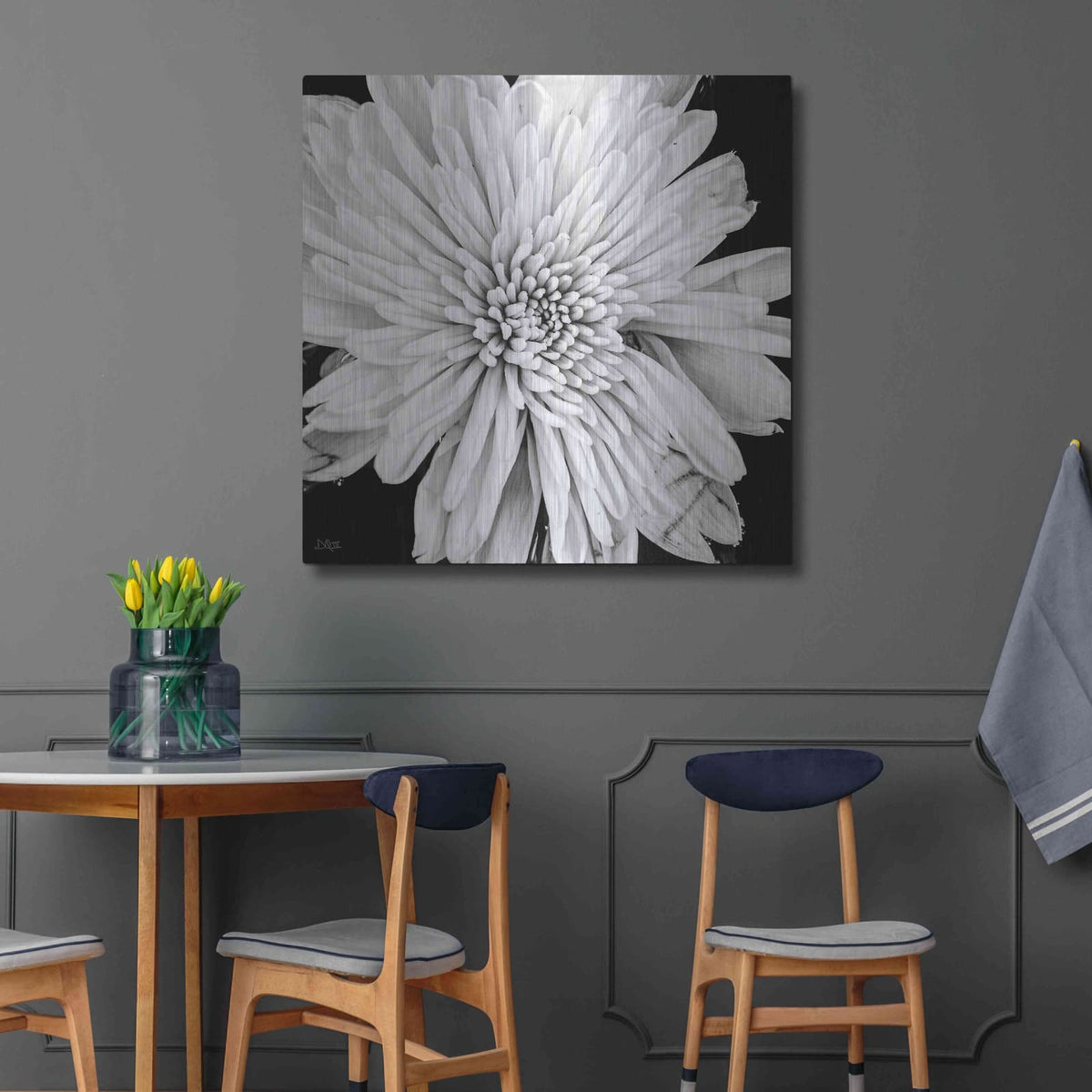 'Black and White Love II' by Donnie Quillen – Metal Wall Art, 36x36 room view