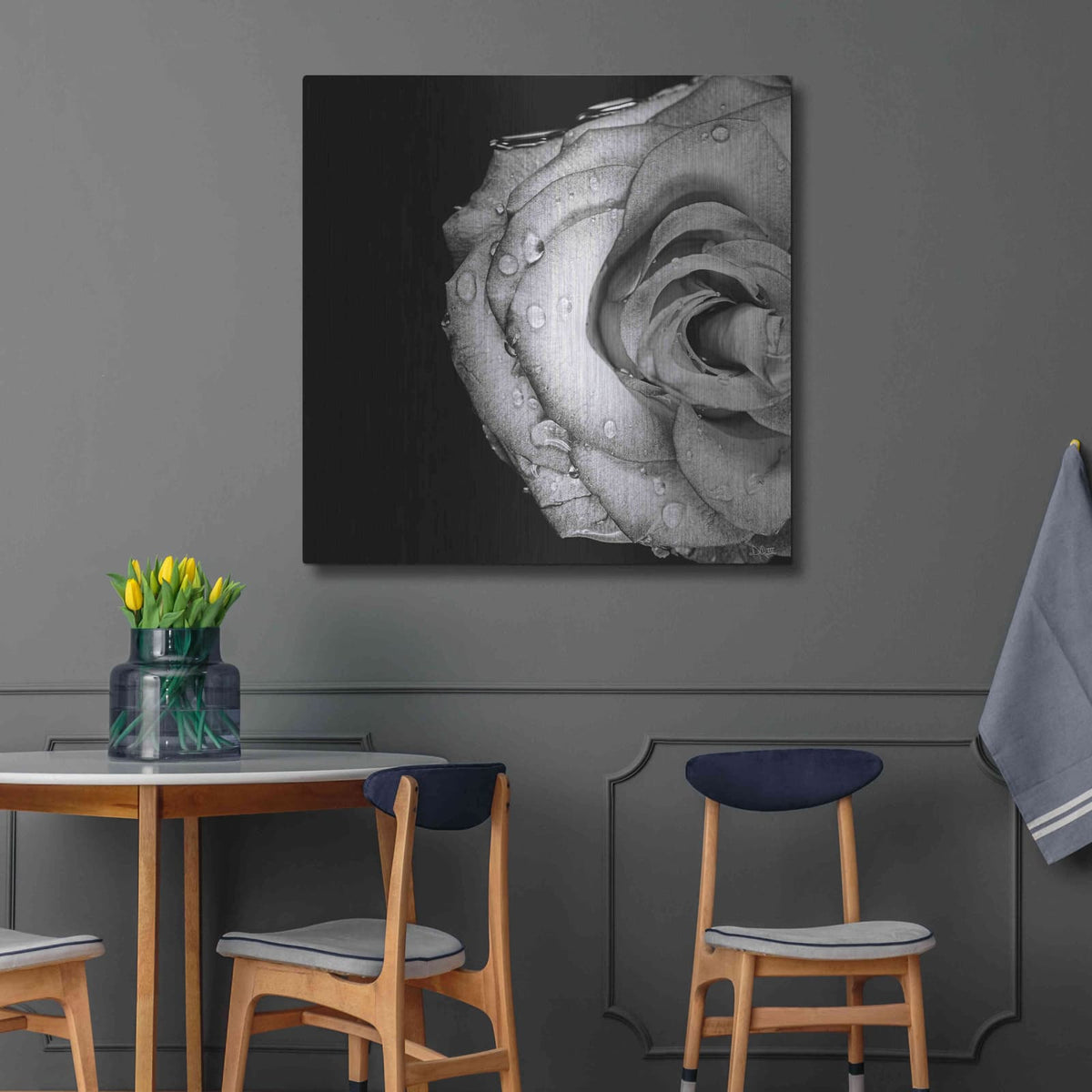 'Lost Love' by Donnie Quillen – Metal Wall Art, 36x36 room view