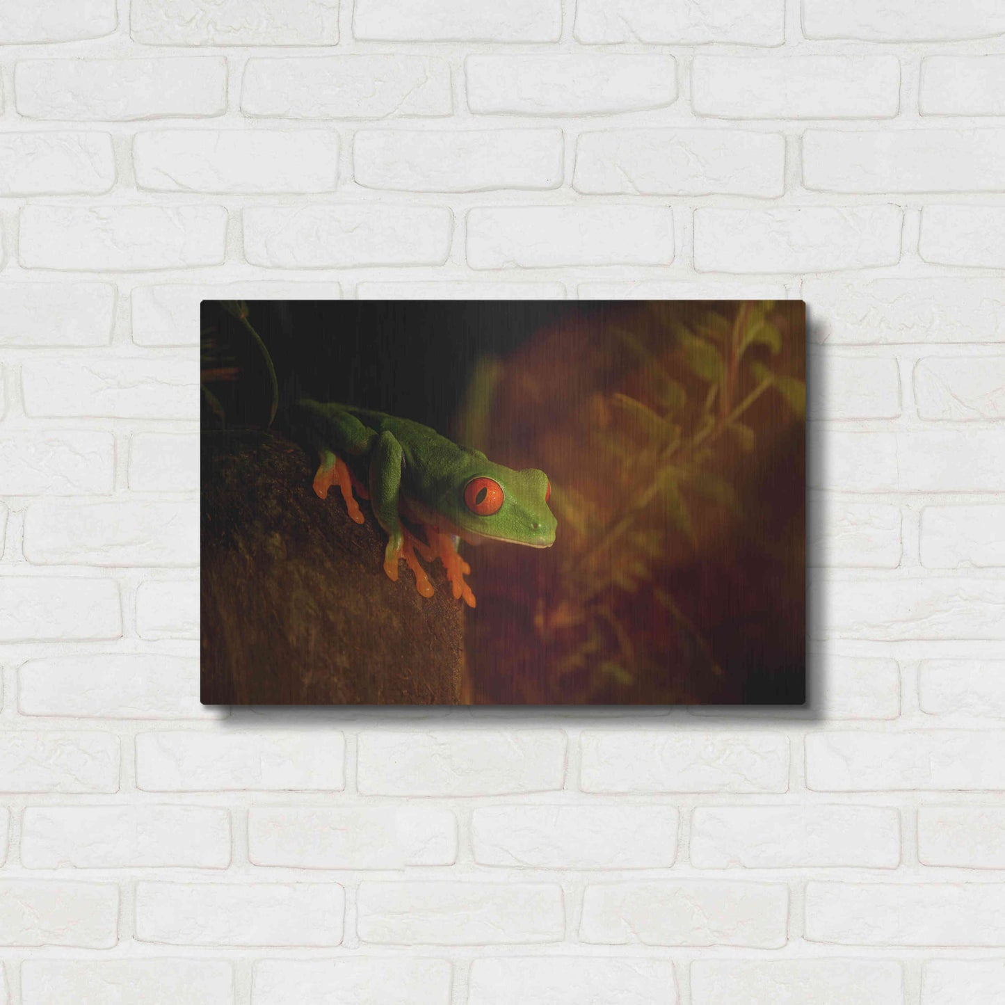Luxe Metal Art 'Froggy' by Epic Portfolio Metal Wall Art,24x16