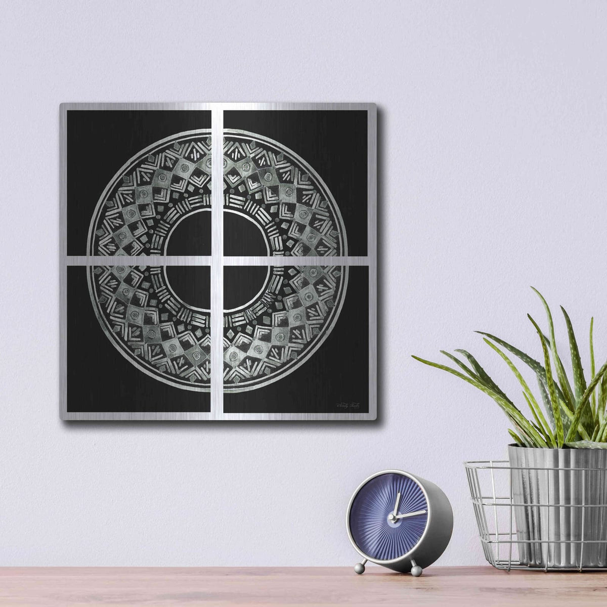 '4 Patch Medallion' by Cindy Jacobs – Metal Wall Art, 12x12 room view