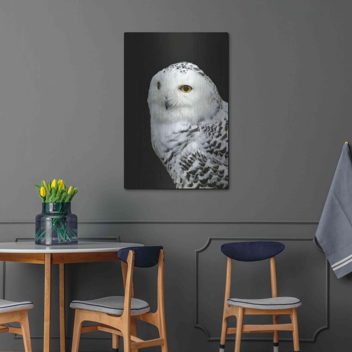 'Snowy Owl' by Luxe Metal Portfolio – Metal Wall Art, 24x36 room view