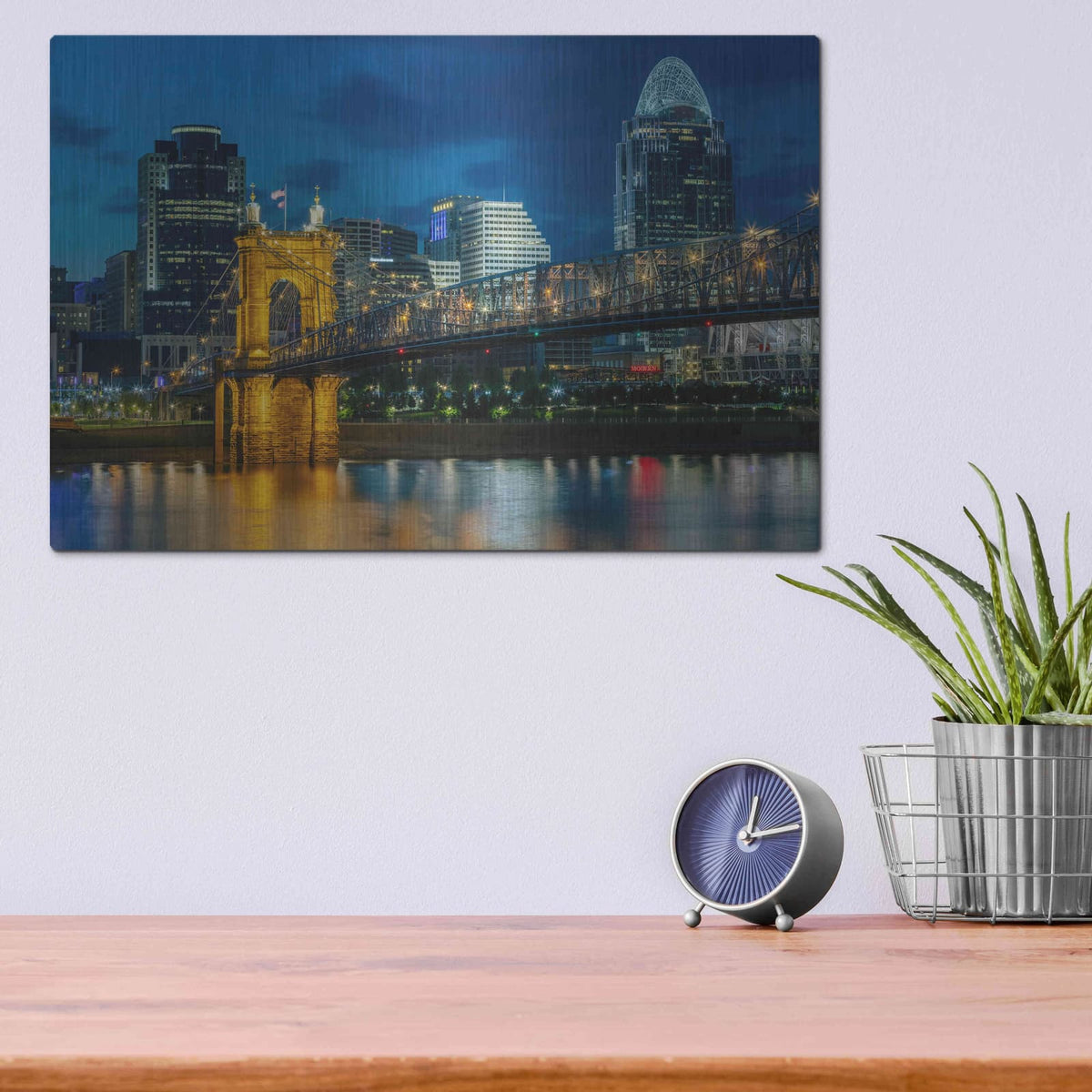 'Cincinnati' by Luxe Portfolio – Metal Wall Art, 16x12 room view