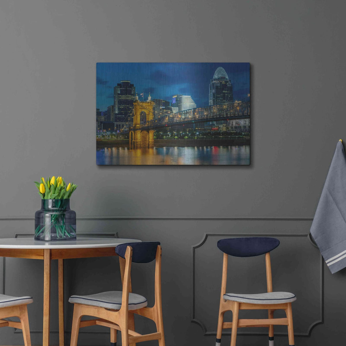 'Cincinnati' by Luxe Portfolio – Metal Wall Art, 36x24 room view