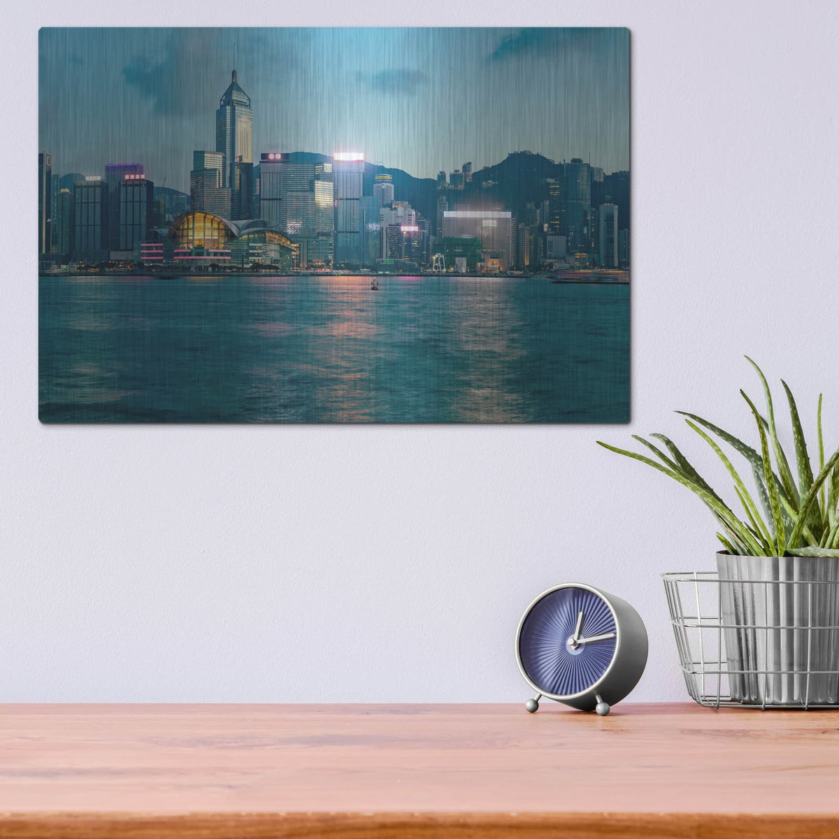 'Hong Kong Twilight Crop' by Luxe Portfolio – Metal Wall Art, 16x12 room view