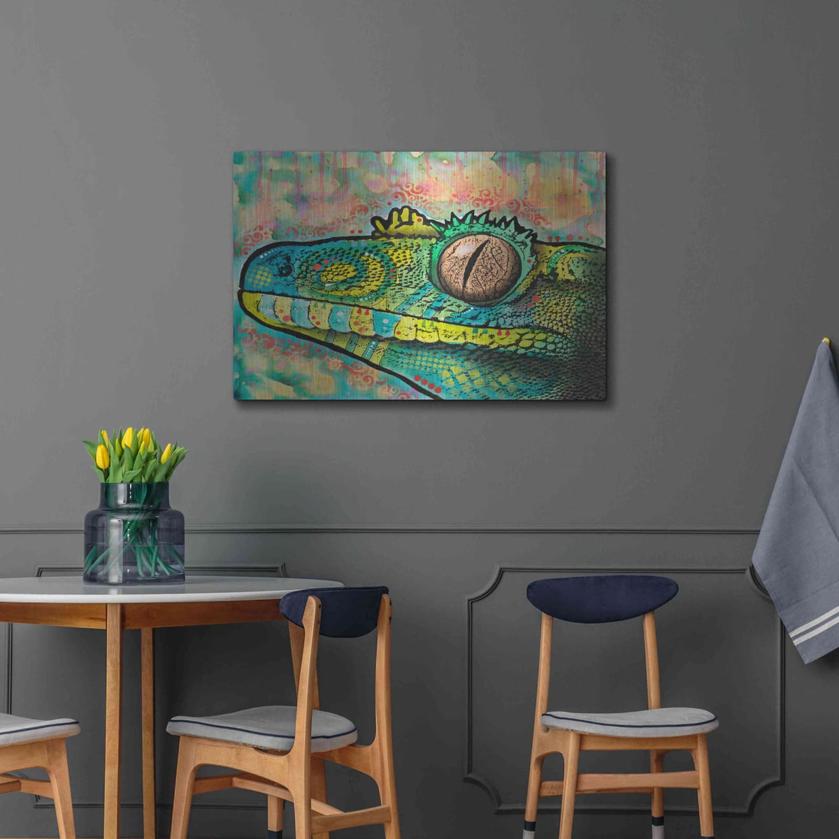 'Gecko' by Dean Russo – Metal Wall Art, 36x24 room view