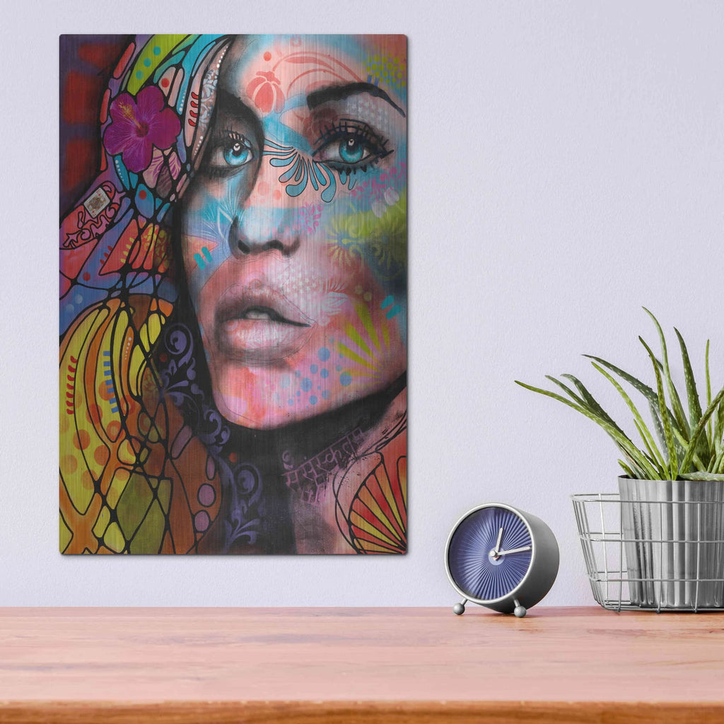'Queen' by Dean Russo – Metal Wall Art, 12x16 room view