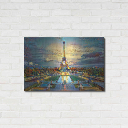 Luxe Metal Art 'Paris France Fontaines de Chaillot and Eiffel Tower seen from the Place du Trocadero' by Pedro Gavidia, Metal Wall Art,36x24