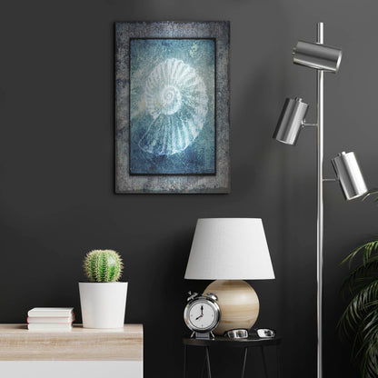 Luxe Metal Art 'Hello Beach Shell I' by Lightbox Journal, Metal Wall Art,16x24