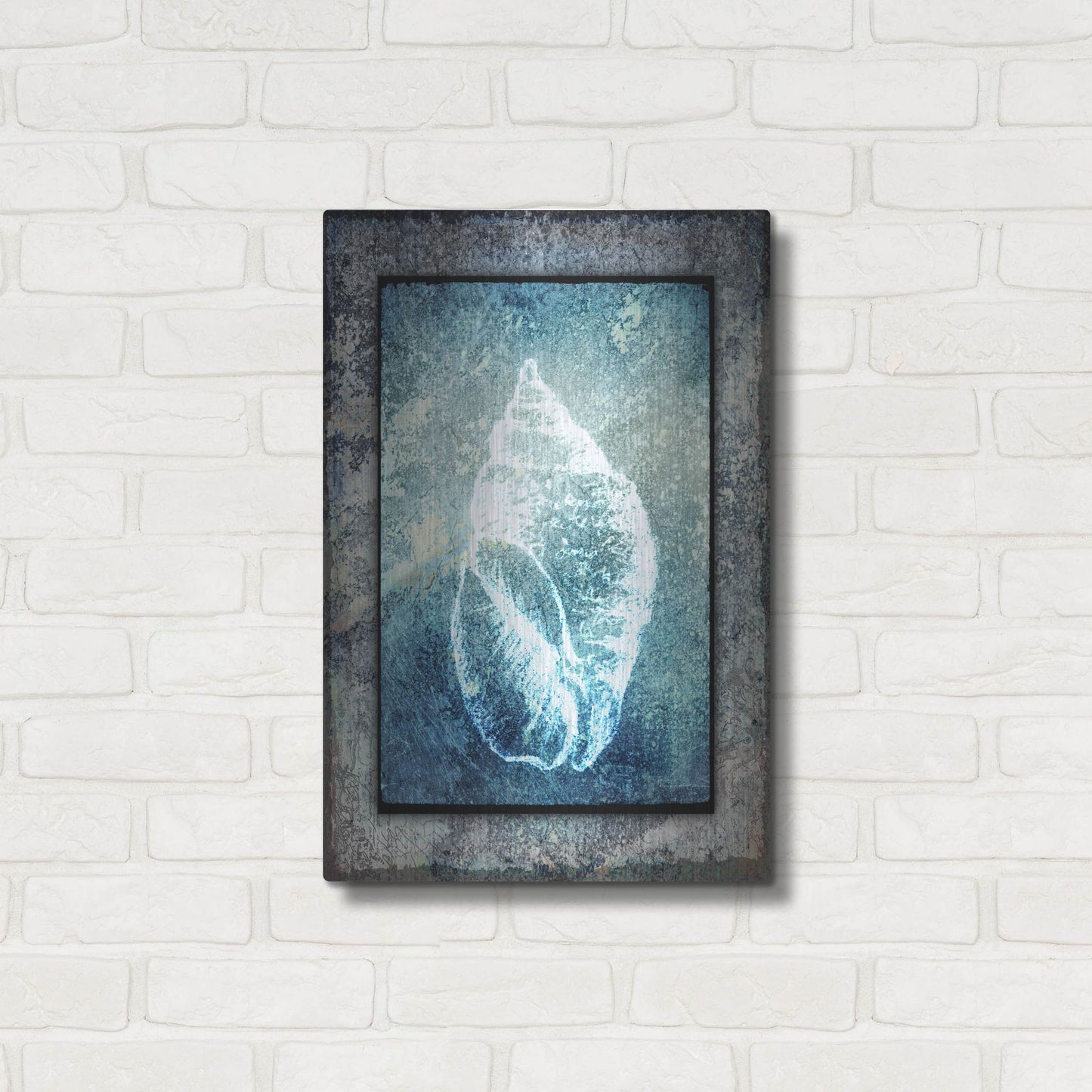 Luxe Metal Art 'Hello Beach Shell II' by Lightbox Journal, Metal Wall Art,16x24
