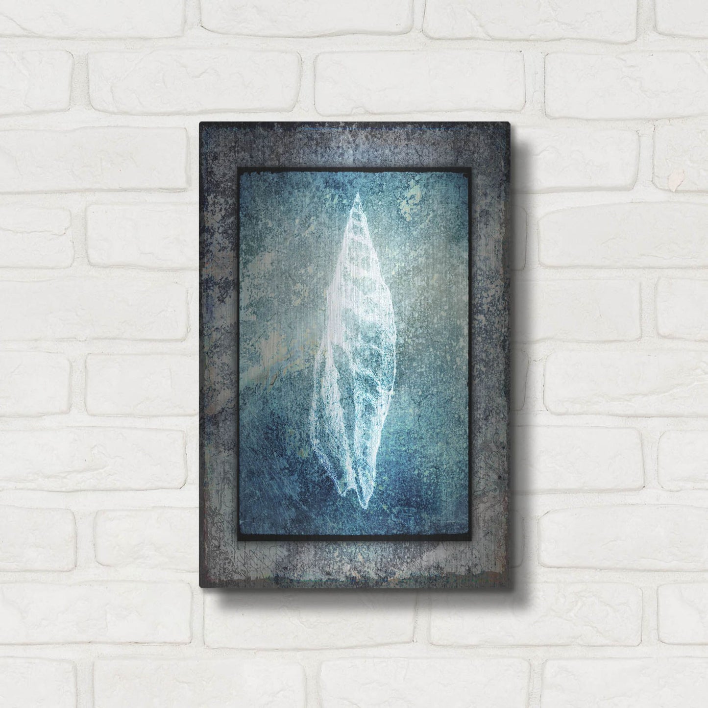 Luxe Metal Art 'Hello Beach Shell III' by Lightbox Journal, Metal Wall Art,12x16