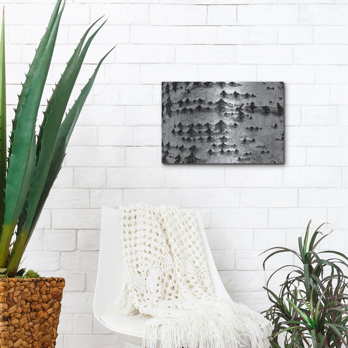 Luxe Metal Art 'Woodpecker's Delight' by IMB, Metal Wall Art,16x12