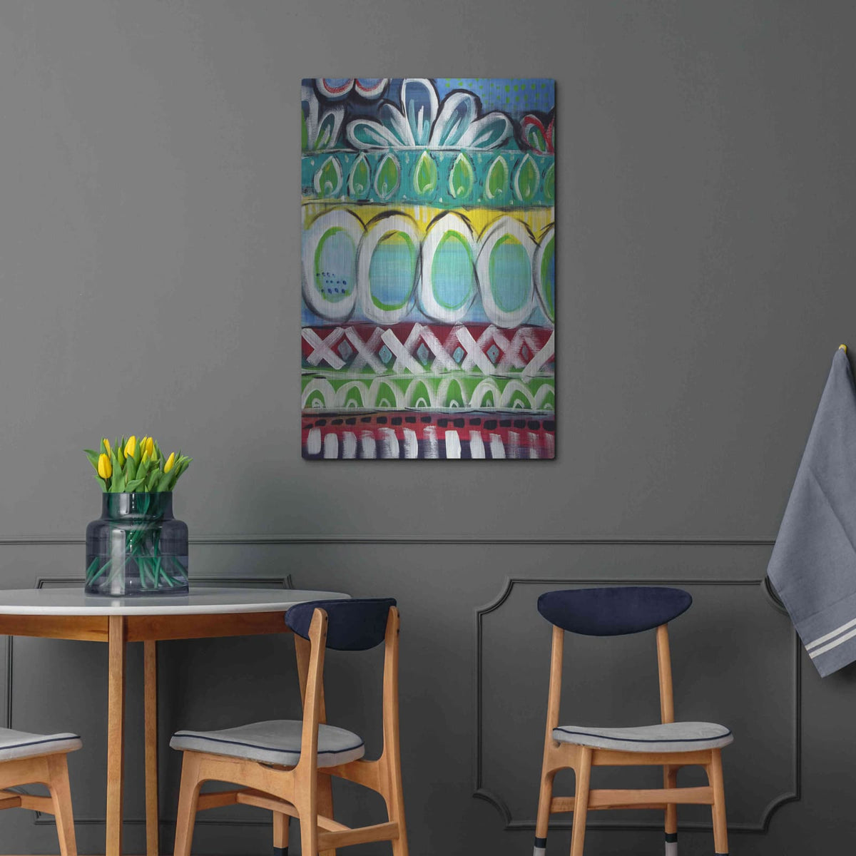 'Fiesta I' by Linda Woods – Metal Wall Art, 24x36 room view